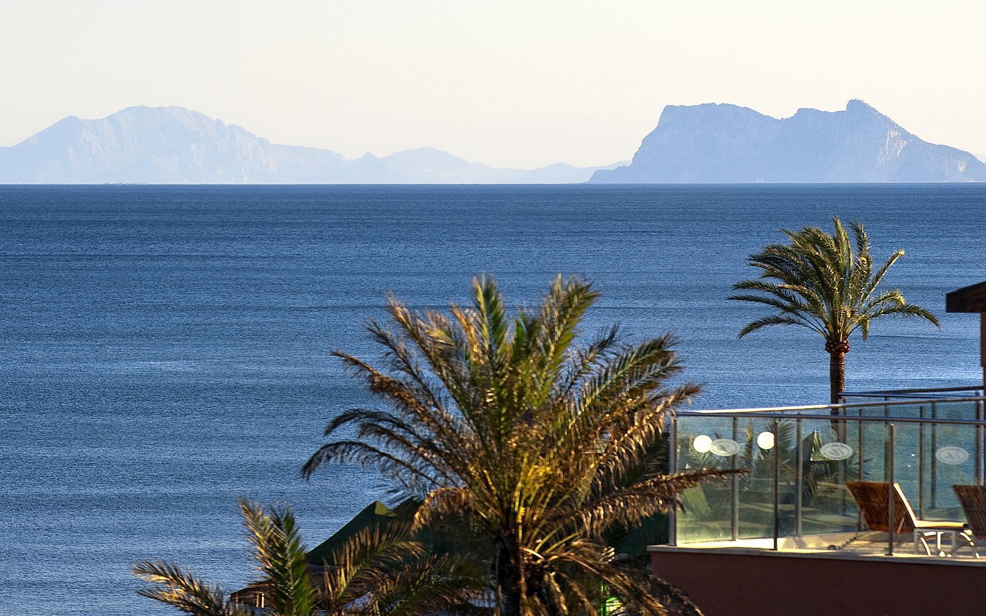 فندق وثالاسو سبا إلبا إيستيبونا غران إِستيبونا المظهر الخارجي الصورة View of Benidorm Island from Benidorm