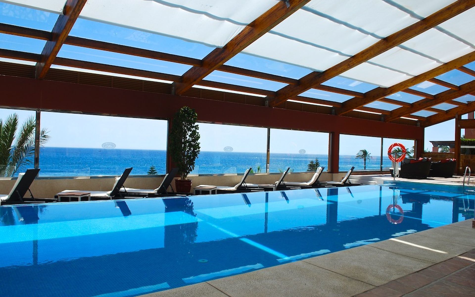 فندق وثالاسو سبا إلبا إيستيبونا غران إِستيبونا المظهر الخارجي الصورة The pool at the hotel