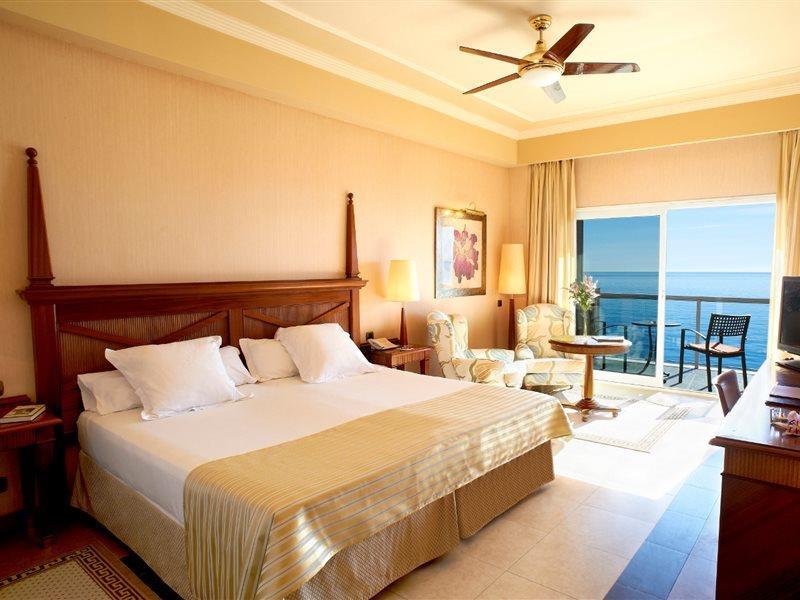 فندق وثالاسو سبا إلبا إيستيبونا غران إِستيبونا المظهر الخارجي الصورة A room at the hotel