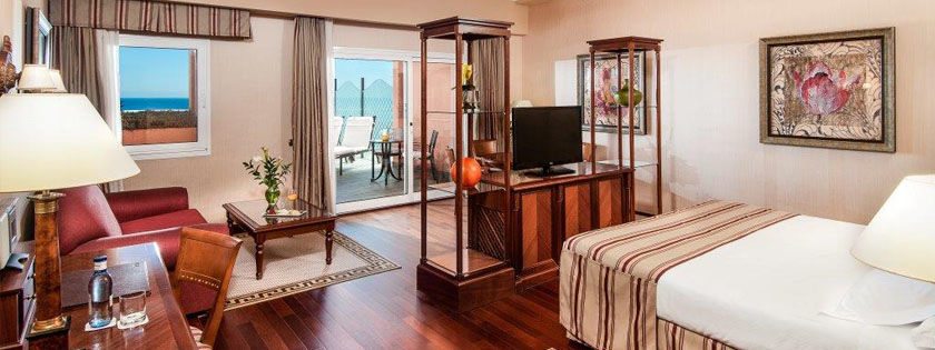 فندق وثالاسو سبا إلبا إيستيبونا غران إِستيبونا المظهر الخارجي الصورة A room at the hotel
